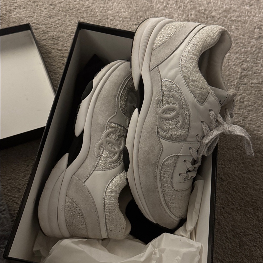 CHANEL Elegant White Athletic Shoes